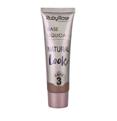 Base Natural look - Ruby Rose